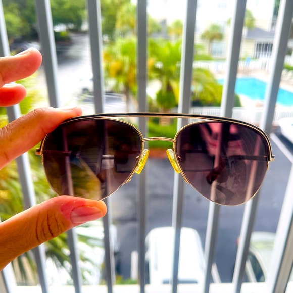 Michael Kors Aviator Sunglasses. - Picture 3 of 5